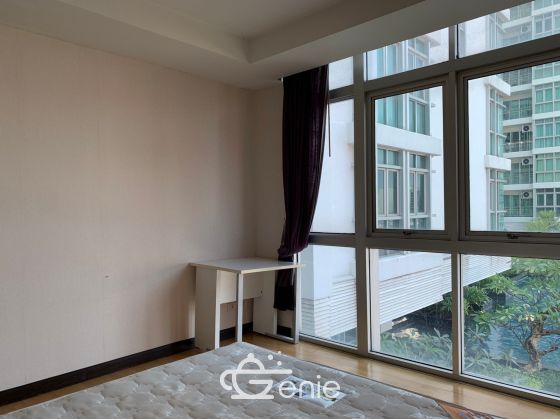 For  Rent ! at Nusasiri Grand  70,000  THB/ Month  3 Bedroom 3 Bathroom  140 Sqm. BTS Ekkamai  Code 3004