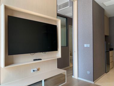 For sale/rent! Ashton Silom  8,063,500 baht / all inclusive Rent 27,000  1 Bedroom 1 Bathroom Size 35.5sq m. Near BTS Sam Yan Code 3006