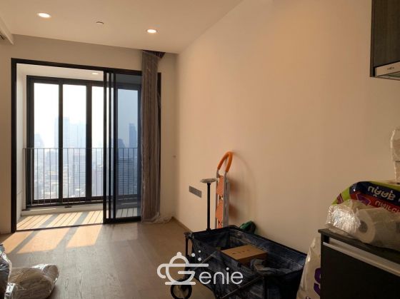 ปล่อยขาย ! Ashton Chula-Silom  8,000,000 บาท/รวมค่าใช้จ่ายทุกอย่าง   1 ห้องนอน 1 ห้องน้ำ ขนาด 34.5 ตร.ม. ใกล้ BTS สามย่าน รหัส 3007