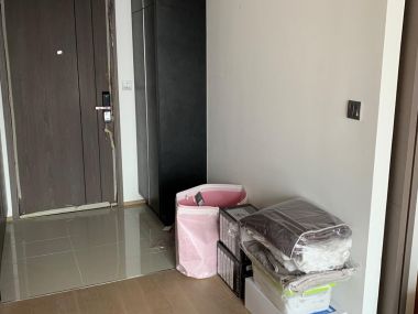 For sale/rent!  Ashton Chula-Silom 8,000,000 / all inclusive Rent 27,000  1 Bedroom 1 Bathroom Size 34.5sq m. Near BTS Sam Yan Code 3007