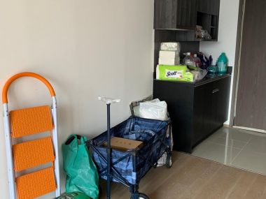 For sale/rent!  Ashton Chula-Silom 8,000,000 / all inclusive Rent 27,000  1 Bedroom 1 Bathroom Size 34.5sq m. Near BTS Sam Yan Code 3007