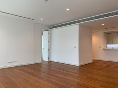 ปล่อยเช่า ! 185 Rajadamri 130,000 บาท/เดือน 2 ห้องนอน 2 ห้องน้ำ ขนาด 140 ตร.ม. ใกล้ BTS ราชดำริ รหัส 3009