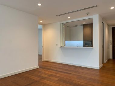 ปล่อยเช่า ! 185 Rajadamri 130,000 บาท/เดือน 2 ห้องนอน 2 ห้องน้ำ ขนาด 140 ตร.ม. ใกล้ BTS ราชดำริ รหัส 3009