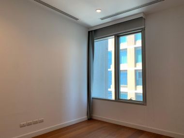 ปล่อยเช่า ! 185 Rajadamri 130,000 บาท/เดือน 2 ห้องนอน 2 ห้องน้ำ ขนาด 140 ตร.ม. ใกล้ BTS ราชดำริ รหัส 3009