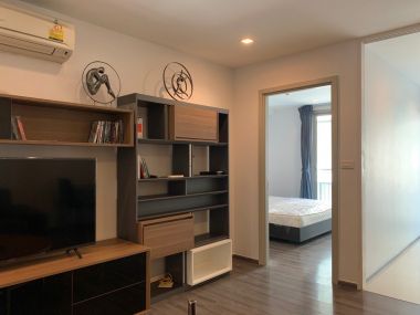 For sale/rent! SARI by Sansiri  4,000,000 baht / Half transfer fee Rent 17,000 THB Size 47 sq m. Near BTS Punnawithi Code 3018