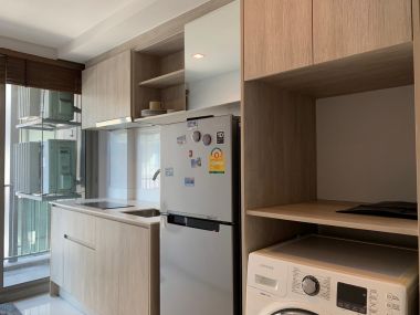 For sale/rent! SARI by Sansiri  4,000,000 baht / Half transfer fee Rent 17,000 THB Size 47 sq m. Near BTS Punnawithi Code 3018