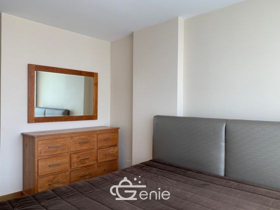 For Rent ! D 65 Condominium 30,000 baht/month 2 Bedroom 2 Bathroom Size 70 sq.m. Near BTS Phra Khanong Code 3019