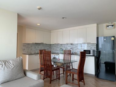 ปล่อยเช่า ! ดี 65 คอนโดมิเนียม  30,000 บาท/เดือน  2 นอน  2 ห้องน้ำ ขนาด 70 ตร.ม. ใกล้  BTS พระโขนง รหัส 3019