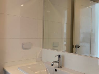 ปล่อยเช่า ! ดี 65 คอนโดมิเนียม  30,000 บาท/เดือน  2 นอน  2 ห้องน้ำ ขนาด 70 ตร.ม. ใกล้  BTS พระโขนง รหัส 3019