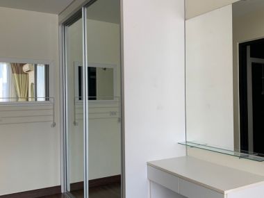 ปล่อยเช่า ! ดี 65 คอนโดมิเนียม  27,000 บาท/เดือน  2 นอน  2 ห้องน้ำ ขนาด 70 ตร.ม. ใกล้  BTS พระโขนง รหัส 3020