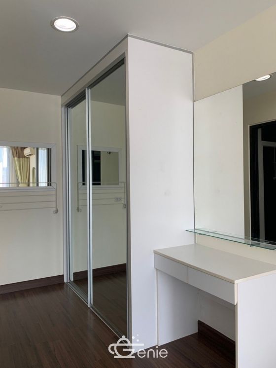 For Rent ! D 65 Condominium 27,000 baht/month 2 Bedroom 2 Bathroom Size 70 sq.m. Near BTS Phra Khanong Code 3020