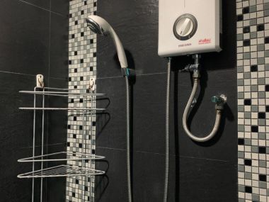 ปล่อยเช่า ! ดี 65 คอนโดมิเนียม  27,000 บาท/เดือน  2 นอน  2 ห้องน้ำ ขนาด 70 ตร.ม. ใกล้  BTS พระโขนง รหัส 3020