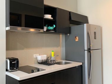 ปล่อยเช่า !  Rhythm Sukhumvit 44/1  27,000 บาท/เดือน  1 ห้องนอน 1 ห้องน้ำ ขนาด 35 ตร.ม. ใกล้ BTS พระโขนง รหัส 3023