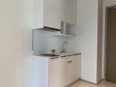 For Sale ! at Ashton silom   8,442,300  THB/ All include  1 Bedroom 1 Bathroom  31.9 Sqm. BTS Chong Nonsi  code 3024