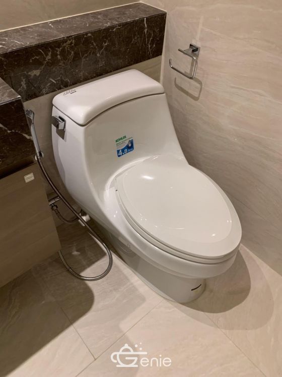 ปล่อยขาย ! Ashton silom 8,442,300 บาท/รวมค่าใช้จ่ายทุกอย่าง 1 ห้องนอน 1 ห้องน้ำ ขนาด 31.9 ตร.ม. ใกล้ BTS ช่องนนทรี รหัส 3024