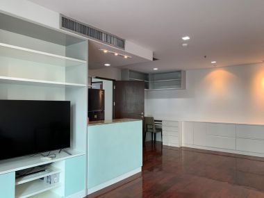 ปล่อยเช่า !  Urbana Langsuan  35,000 บาท/เดือน 1 ห้องนอน 1 ห้องน้ำ ขนาด 68 ตร.ม. ใกล้ BTS ชิดลม รหัส 3026