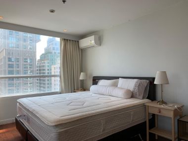 ปล่อยเช่า !  Urbana Langsuan  80,000 บาท/เดือน 3 ห้องนอน 3 ห้องน้ำ ขนาด 170 ตร.ม. ใกล้ BTS ชิดลม รหัส 3027