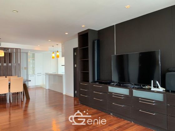 For Rent ! Urbana Langsuan  80,000 THB/ Month  3 Bedroom 3 Bathroom  170 Sqm. BTS  Chidlom code 3027