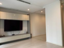 For Sale ! at Noble Ploenchit 13,800,000 THB/ All include 1 Bedroom 1 Bathroom 44.23 Sqm. BTS Phloen Chit code 3028
