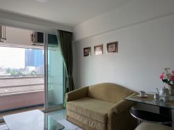 For Rent ! at Thonglor Tower  18,000THB/ Month  1 Bedroom 1 Bathroom  50 Sqm. BTS Thonglor  code 3049