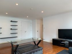 For Rent !Baan Siri Sukhumvit 10 38,000 baht/month 2 Bedroom 2 Bathroom Size 98 sq.m. NearBTS Nana Code 3054
