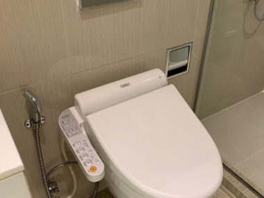 ปล่อยเช่า ! เอช สุขุมวิท 43  22,000 บาท/เดือน  1 ห้องนอน  1 ห้องน้ำ  ขนาด 35 ตร.ม. ใกล้ BTS พร้อมพงษ์ รหัส 3055