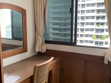 For Sale ! at Supalai Place Sukhumvit 39  7,200,000 THB/ Month/All Include 2 Bedroom 2 Bathroom 120 Sqm. BTS Phrom Phong  code 3081