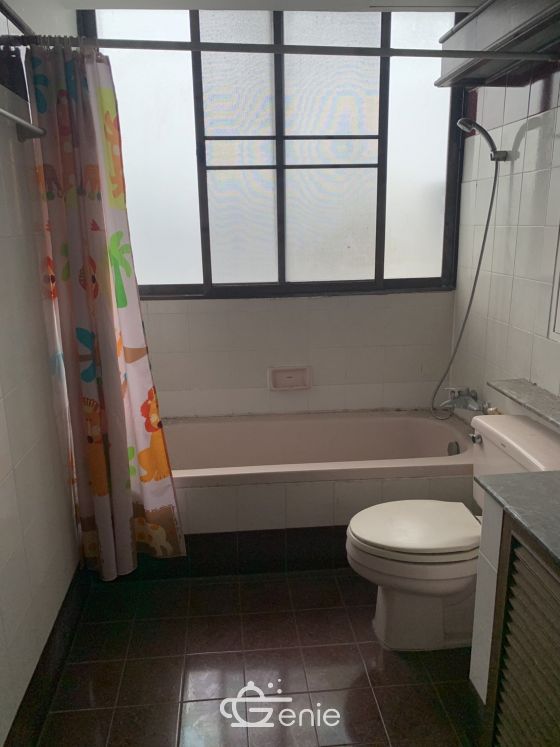 ปล่อยขาย ! Supalai Place Sukhumvit 39  7,200,000 บาท/เดือน รวมค่าใช้จ่ายทุกอย่าง 2 ห้องนอน 2 ห้องน้ำ ขนาด 120 ตร.ม. ใกล้  BTS พร้อมพงษ์  รหัส 3081