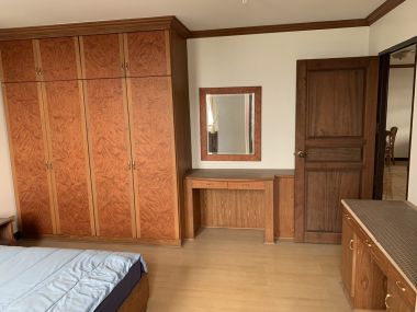 For Sale ! at Supalai Place Sukhumvit 39  7,200,000 THB/ Month/All Include 2 Bedroom 2 Bathroom 120 Sqm. BTS Phrom Phong  code 3081