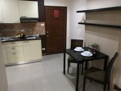 Condo For Sale! 1 Bedroom 1 Bathroom 58.42 sq.m., near MRT Huaikhwang, fully furnished