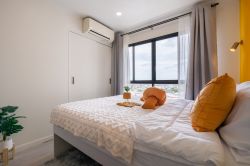Lumpini Park Pinklao Newly decorated condo || Near 📷 MRT Bang Yi Khan || 400 meters Central Pinklao || Easy installments 7,xxx baht Ready to move in Beautiful and colorful room. Code 3235