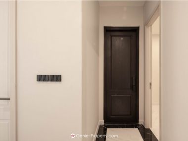 Hot Deal! CINQ ROYAL Krungthep Kreetha, Super Luxury single house, size 120 sq wa. 705 sq m., price only 72,000,000, half transfer fee