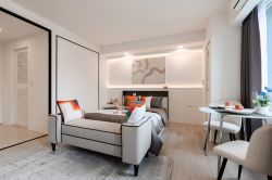 #Huai Wang || ✨Large 37.23 sq.m. unit || 🚝 500m to Airport Link Ramkhamhaeng || 🛍️ 5 minutes to Central Rama 9 || Installment payments only 6,xxx baht || 🛵 Motorcycle taxi stand in front of the alley || 😋 Surrounded by shops and restaurants Code 3319