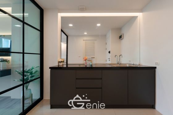 #Huai Wang || ✨Large 37.23 sq.m. unit || 🚝 500m to Airport Link Ramkhamhaeng || 🛍️ 5 minutes to Central Rama 9 || Installment payments only 6,xxx baht || 🛵 Motorcycle taxi stand in front of the alley || 😋 Surrounded by shops and restaurants Code 3319