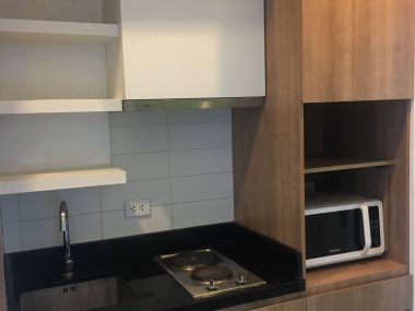 ปล่อยเช่า! Blocs 77 ในราคาเพียง 12,000บาท/เดือน 1 ห้องนอน 1 ห้องน้ำ 31ตรม. ใกล้ BTS อ่อนนุช เฟอร์นิเจอร์ครบพร้อมเข้าอยู่ PROP000333