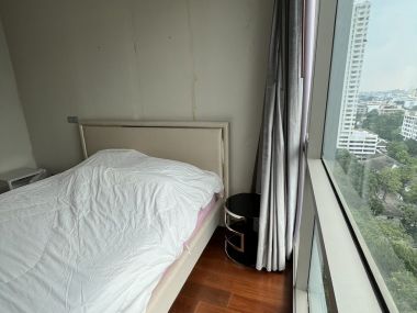 ปล่อยเช่า!!! Quattro Thonglor ในราคาเพียง 80,000บาท/เดือน (ราคาสามารถต่อรองได้) 2 ห้องนอน 2 ห้องน้ำ 90 ตรม. ห้องใหญ่อยู่สบาย ใกล้ BTS ทองหล่อ เฟอร์นิเจอร์ครบพร้อมเข้าอยู่ รหัส 3339