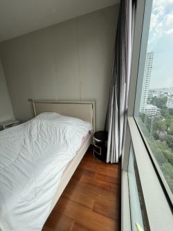 For rent!!! at Quattro Thonglor 80,000THB/month ( Price can be negotiated) 2 Bedroom 2 Bathroom Fully furnished Code 3339