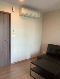 ** sale/rent! ** For sale 3,000,000TB and For rent 12,000THB/month at The Base Sukhumvit 77 1 Bedroom 1 Bathroom Fully furnished (can negotiate) PROP000342