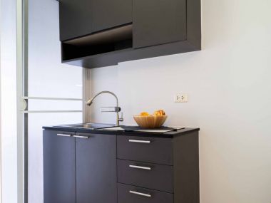 คอนโดแต่งใหม่สไตล์อยู่ยุโรป || 🏙 ผ่อนเพียง 5,000 บาท || 🚉 ใกล้ รฟฟ.สายสีชมพู || ใกล้ Fashionisland & The Promenade || 😋อุดมสมบูรณ์ด้วยร้านค้าและร้านอาหาร รหัส 3434