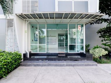 Sold Out!!!!! คอนโดแต่งใหม่ ✨|| 🚉  270 ม. MRT หัวหมาก || 🛍 10 นาที เดอะมอลล์ไลฟ์สโตร์ บางกะปิ ||  ผ่อนเพียง 5,xxx บาท || 😋อุดมสมบูรณ์ด้วยร้านค้าและร้านอาหาร