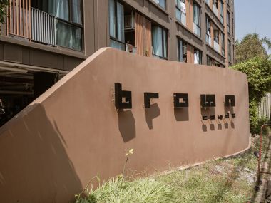 คอนโดห้องมุม 2 นอน แต่งใหม่ ✨|| ใจกลางรัชดา || ผ่อนเพียง 10,xxx บาท || 🛍 ใกล้เซ็นทรัลลาดพร้าว || 😋อุดมสมบูรณ์ด้วยร้านค้าและร้านอาหาร || ใกล้ MRT ลาดพร้าว รหัส 3461