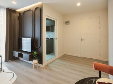 คอนโดแต่งใหม่ ✨|| 🛍 3 นาที เซ็นทรัลลาดพร้าว || ผ่อนเพียง 8,xxx บาท || 🚝 3 นาที BTS พหลโยธิน 24 || 🤩 ใกล้มหาวิทยาลัยดังและอาคารสำนักงาน รหัส 3466