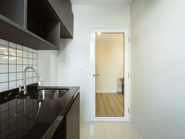 คอนโดแต่งใหม่ ✨|| 🛍 3 นาที เซ็นทรัลลาดพร้าว || ผ่อนเพียง 8,xxx บาท || 🚝 3 นาที BTS พหลโยธิน 24 || 🤩 ใกล้มหาวิทยาลัยดังและอาคารสำนักงาน รหัส 3466