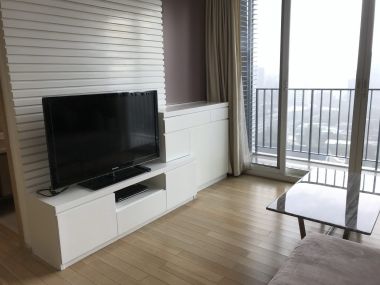 For rant at Siri at Sukhumvit 3 Bedroom 3 Bathroom 75,000THB/month Fully furnished PROP000348