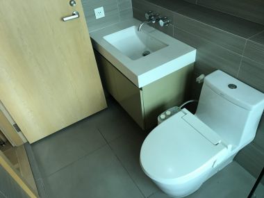 For rant at Siri at Sukhumvit 3 Bedroom 3 Bathroom 75,000THB/month Fully furnished PROP000348