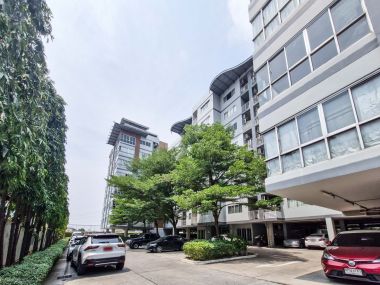 #โซนเทพารักษ์ ติดโลตัสศรีนครินทร์ 🤩 ห้องใหญ่ 53 ตรม.  ผ่อน 7,xxx  เท่านั้น. 5 นาทีถึง MRT ศรีเทพา 🚝 รหัส 3491