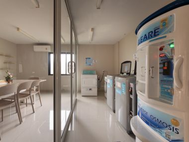 #โซนลาซาล-สุขุมวิท 🚉 450 ม. เดินถึง BTS แบริ่ง || ผ่อนเพียง 7,xxx || 🛍ใกล้ เซ็นทรัลบางนา || 🤩 ส่วนกลางจัดเต็ม สระว่ายน้ำ Infinity Edge รหัส