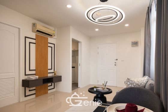 Large condo 40 sq.m. || 🛍 7 minutes to Central Bangna || 🚝 Near BTS Punnawithi || Installment only 7,xxx baht || 🤩 7-11 opposite the condo Code 3504