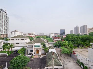 #Lat Phrao 130 || Large corner room 35 sq.m. || Installment 6,xxx near The Mall Bangkapi || 🚝 5 minutes MRT Lat Phrao |#Lat Phrao 130 Code 3517