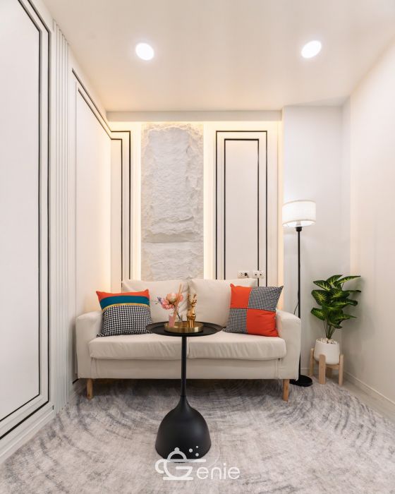 #Nawamin || ✨Luxury decorated condo || 5 minutes to 🛍️The Mall Bangkapi and 🚝MRT Bangkapi || Installments only 4,xxx baht || 😋 Surrounded by shops and restaurants || Multiple public transportation routes Code 3521